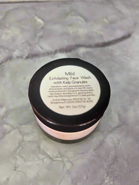 Face wash with kelp granules